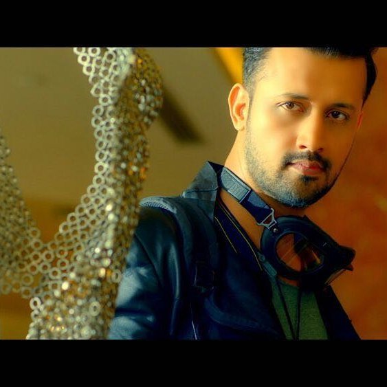  Happy birthday Atif Aslam from Perú to my favorite singer 