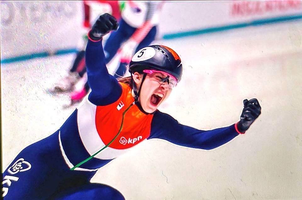 Bronze at the 1000!! Crazy weekend!! So much ups and downs!! But the crowd was AMAZING!!😍 #wkshorttrack #hellyeaaaah #ahoybedankt