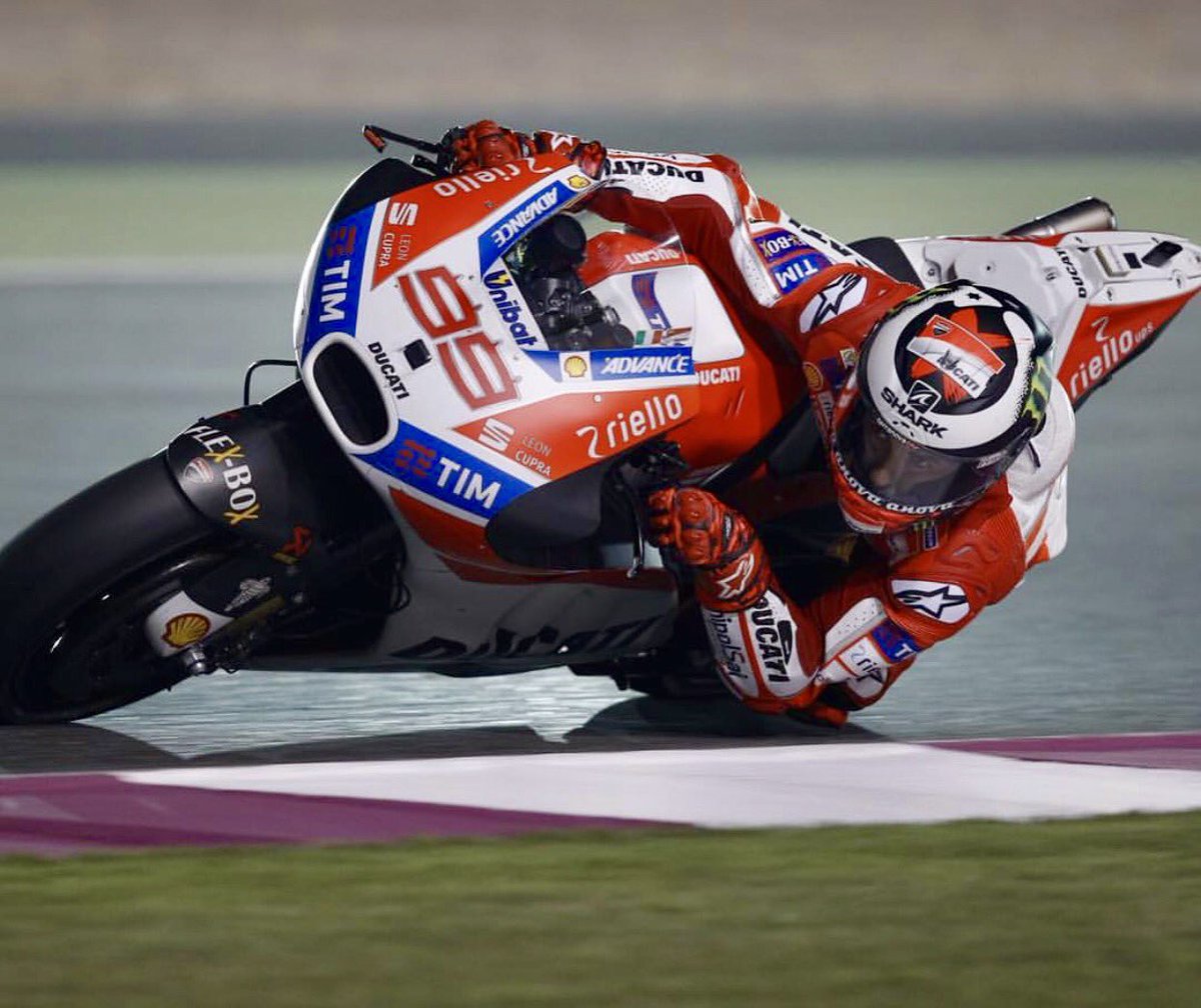 PlaymakerAG's tweet photo. End of 3 days of work in #Qatar. Good job! / Fin de 3 días de trabajo en #Qatar. ¡Buen trabajo! 💪🏻😜 #JL99 #A41 #PlaymakerRiders #motogp https://t.co/ioWw03kSDe