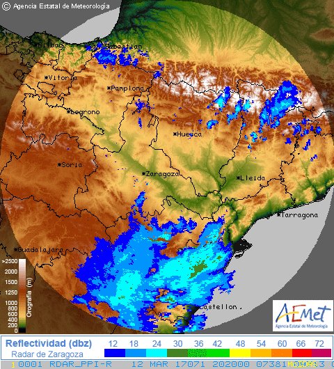 Siguen las precipitaciones en #Teruel y la cota de #nieve ronda los 1100 metros. Está nevando en #Rubiales (1164 metros).