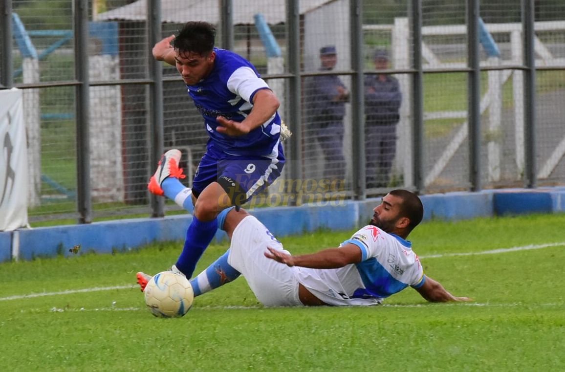 Federal A. Con goles del debutante Kuchak y otro de Riquelme <a href="/SoldeAmericaFsa/">CLUB SOL DE AMERICA</a> <a href="/DaleSolFsa/">Sol de América Fsa</a> le gana 2 a 0 a Gimnasia al término del PT...