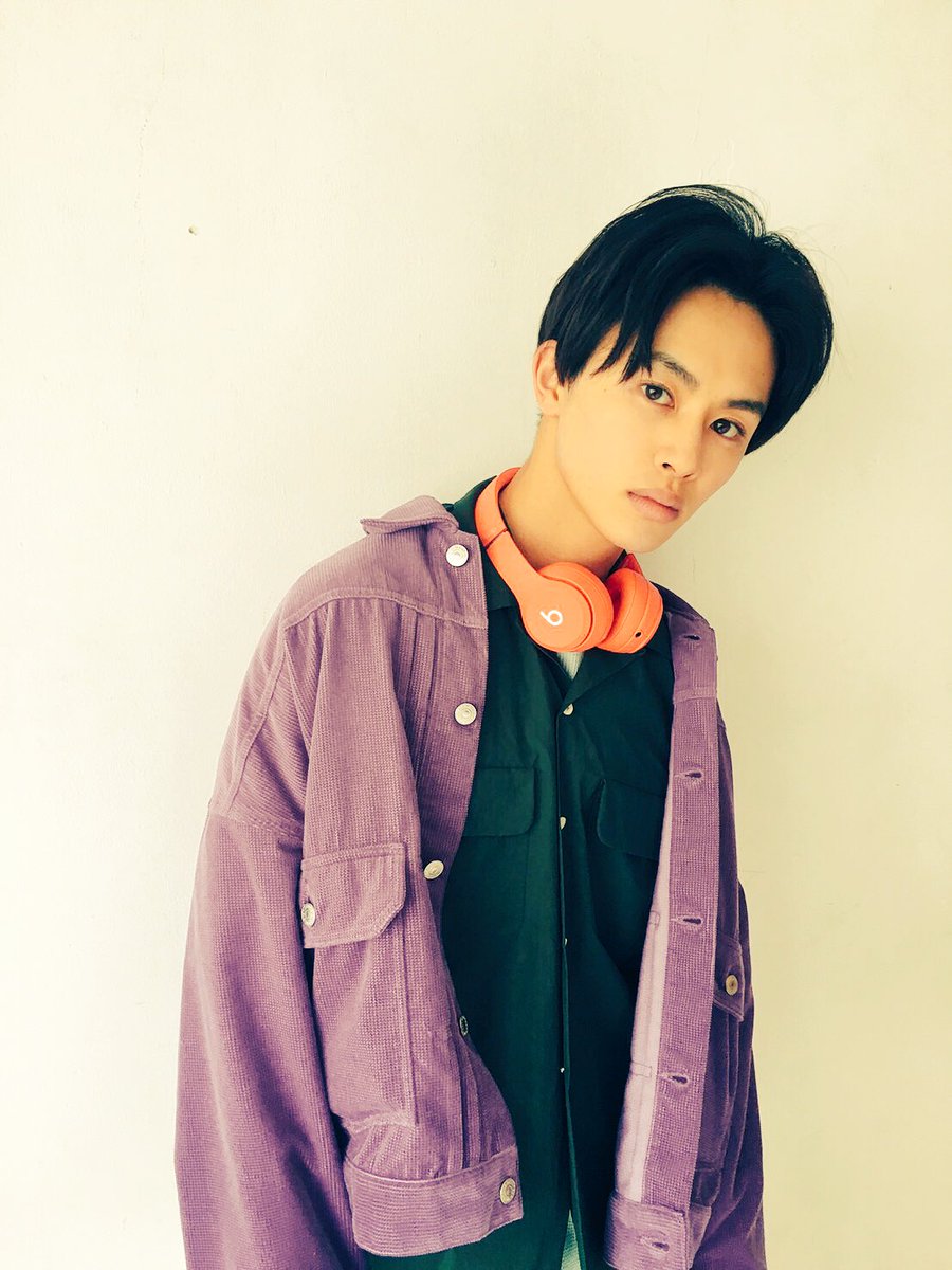 速報☆ このあと11:45頃〜 NYLON instagram 生配信にタクヤ出演