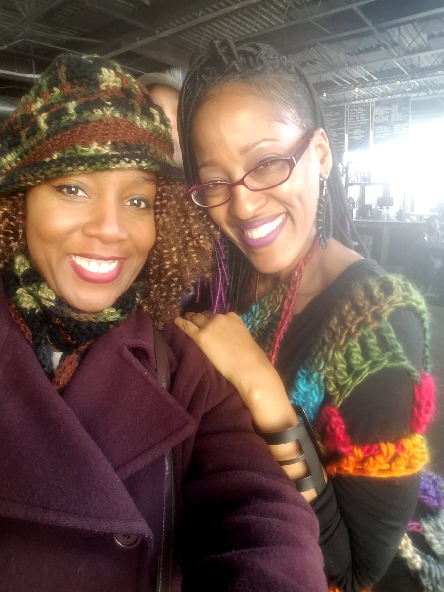 NorrisaPearson's tweet photo. Loving the @DoubleStitchers! #crochetqueens #designdivas https://t.co/M1XlVmbTO0