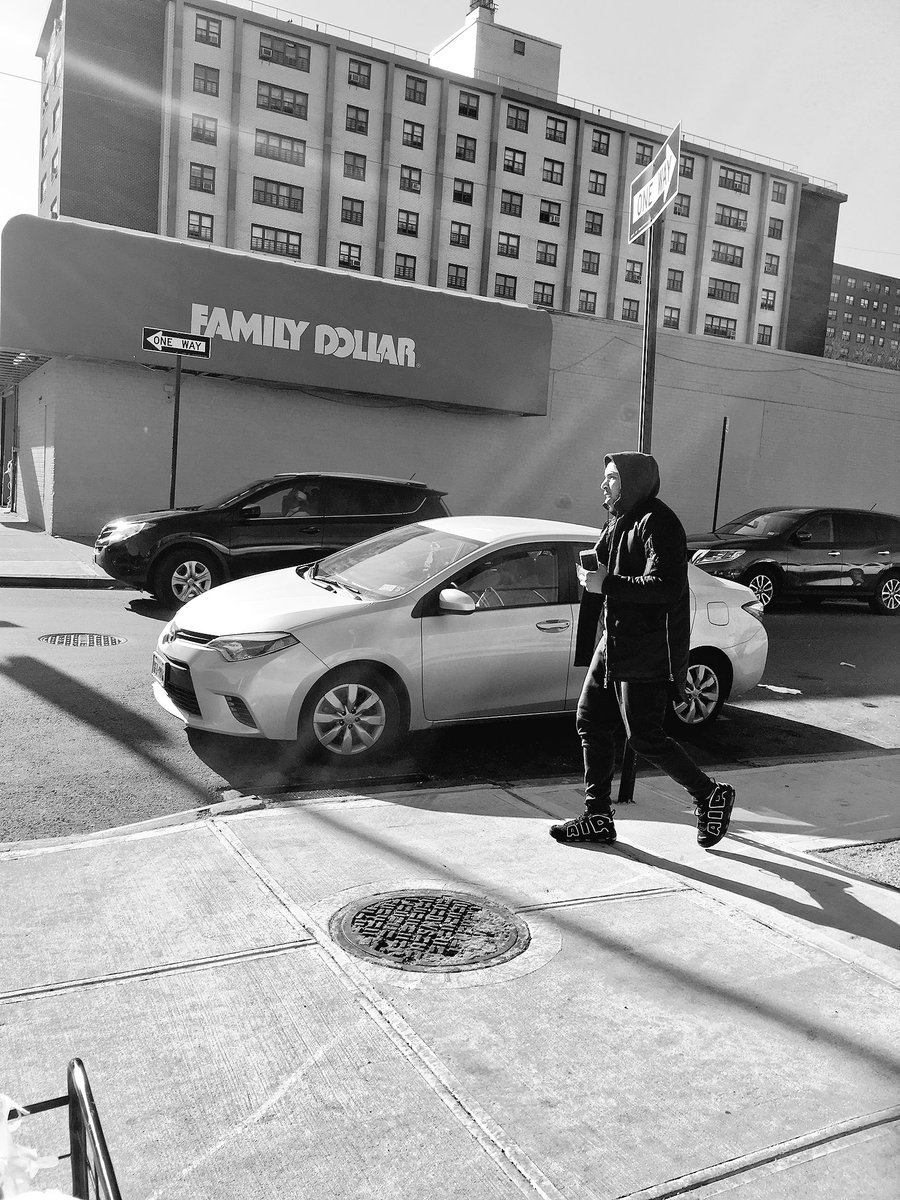 CROSS507's tweet photo. @PopcaanMusic - 🙏Watch Over My Life🙏 - #SigmaRiddim 📸⚫️⚪️ #cross507blackandwhitephoto #blackandwhitephotography #brownsville #streets https://t.co/h5GiHzGBez