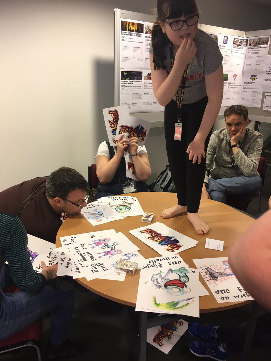 stuffByBez's tweet image. Adjudicated a game of giant #InABind at #AireCon. 

Crazier, more difficult instructions. 
@amazingphilipa1 @GigamicWorld @aireconuk