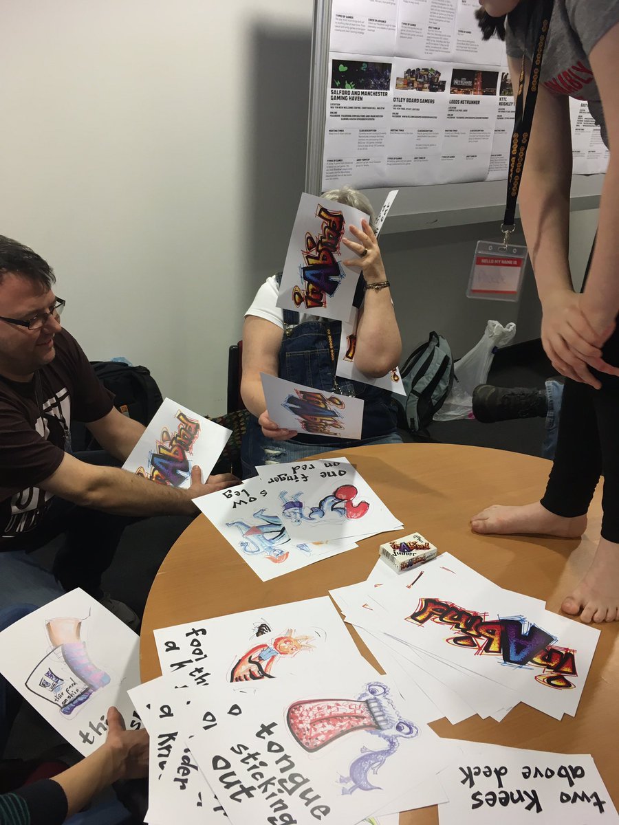 stuffByBez's tweet image. Adjudicated a game of giant #InABind at #AireCon. 

Crazier, more difficult instructions. 
@amazingphilipa1 @GigamicWorld @aireconuk