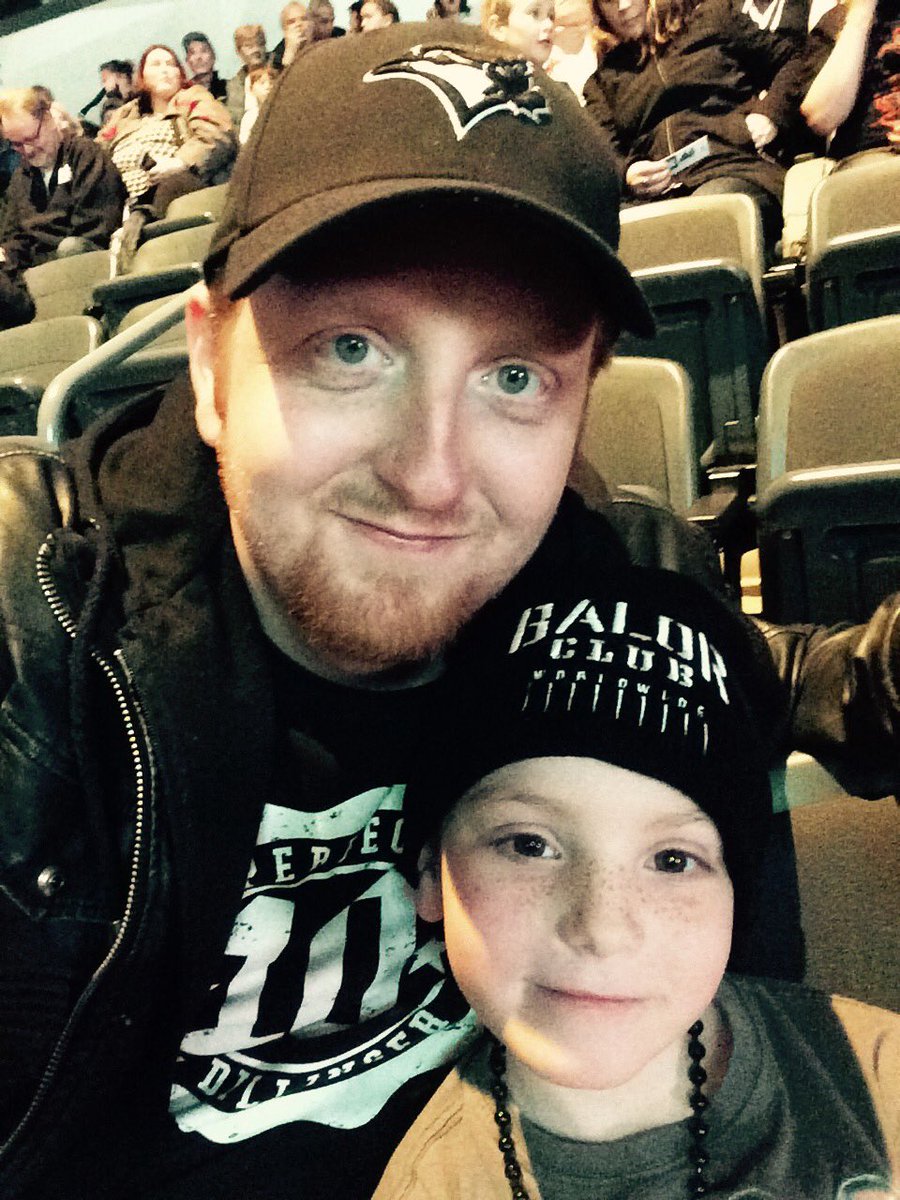 edge_head14 tweet media