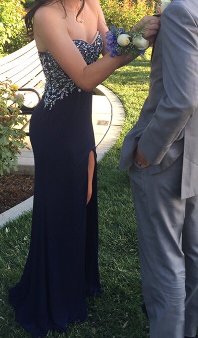 PromSac's tweet image. this dress is available to rent or buy, dm me for more info!