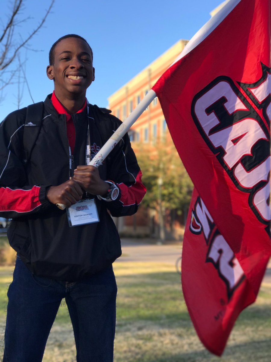 Kenton2x's tweet photo. Since the youngin my granny used to tell me that I smiled so hard my eyes close. Can't say she ever lied 😂 Thank You #SROW2017 https://t.co/8DGR4pTfaA