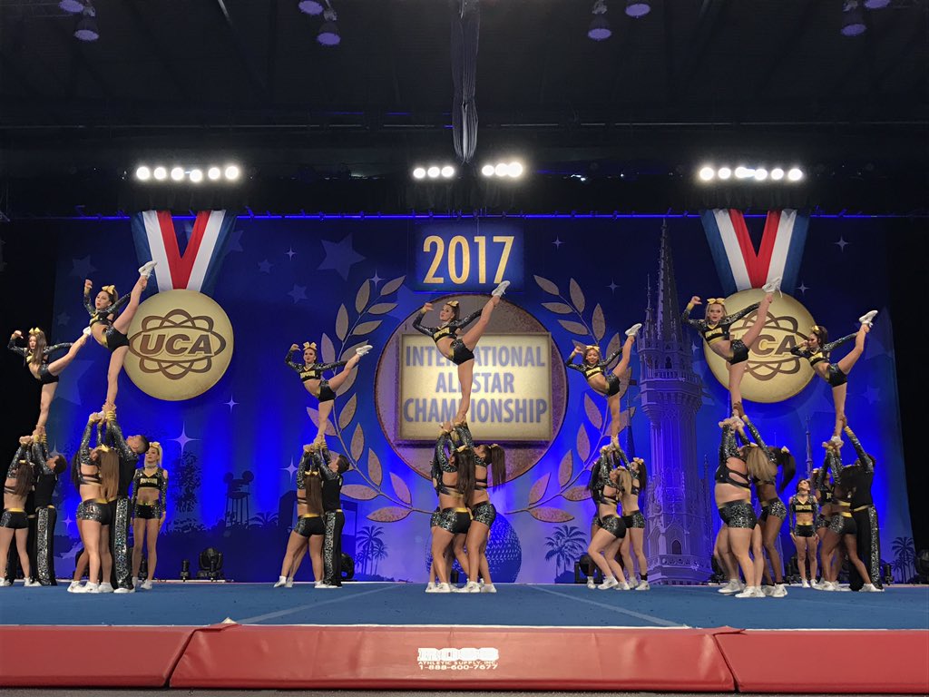 UCAupdates's tweet photo. L4 Senior Coed is keeping the J Center loud! #UCAallstar https://t.co/AfuCyL3vcW