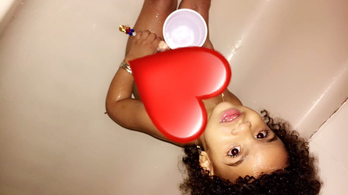 Hazel Marie tweet media