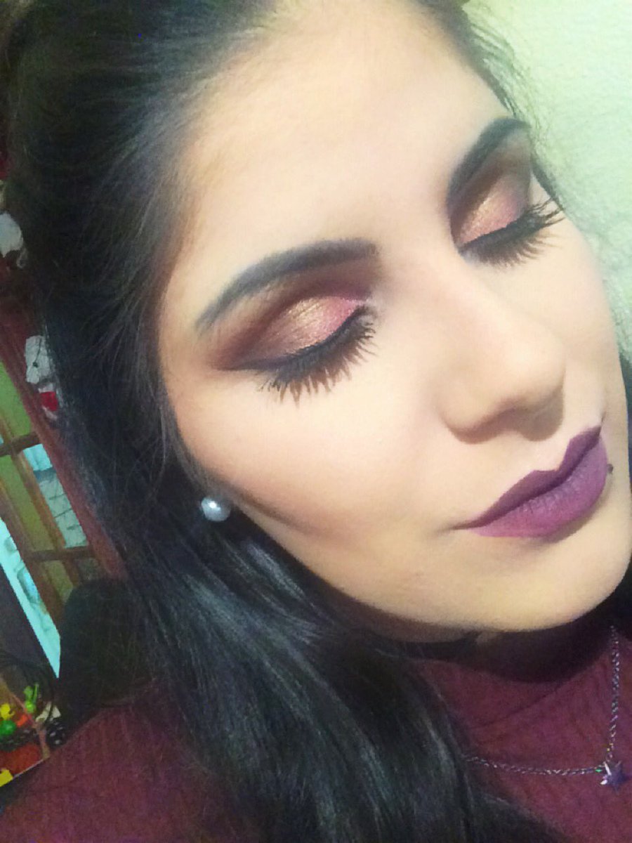 Alee1512's tweet photo. 🎨💄🔝👌🏼 https://t.co/xP4jmNHvD2
