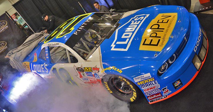 Team News: <a href="/TagAutosport/">Tagliani Autosport</a>  with <a href="/22RacingTeam/">22RacingTeam</a>  Announce Addition of @Lowes_Canada  To Sponsorship Lineup: bit.ly/2mywRi9