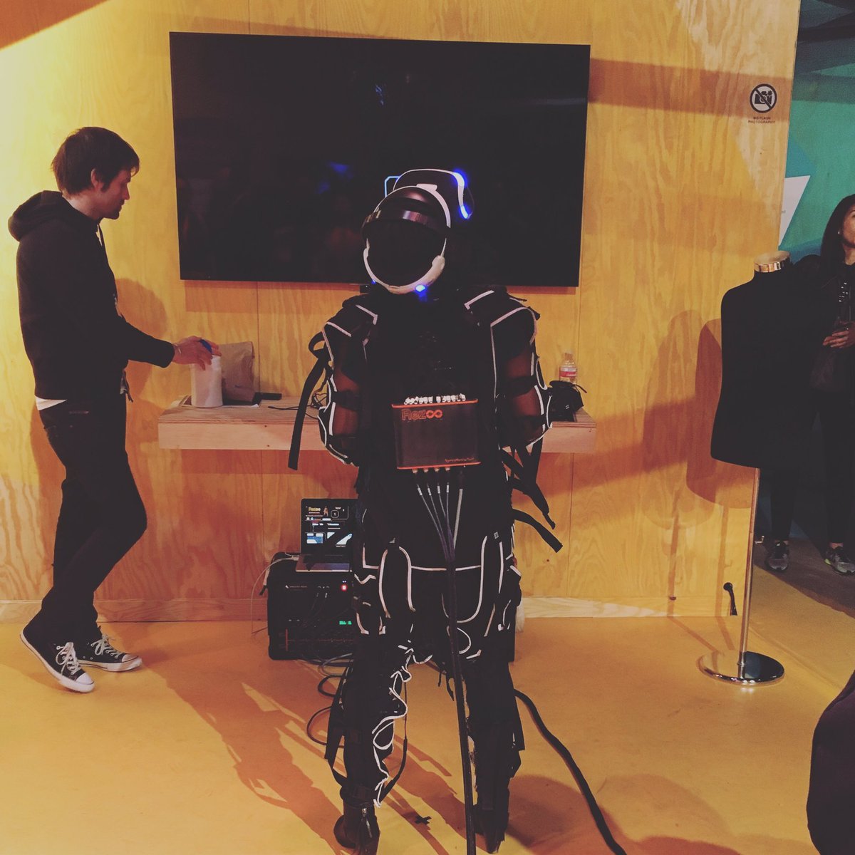 LewisTara's tweet photo. #sonyatsxsw https://t.co/8Kd5COQYu0