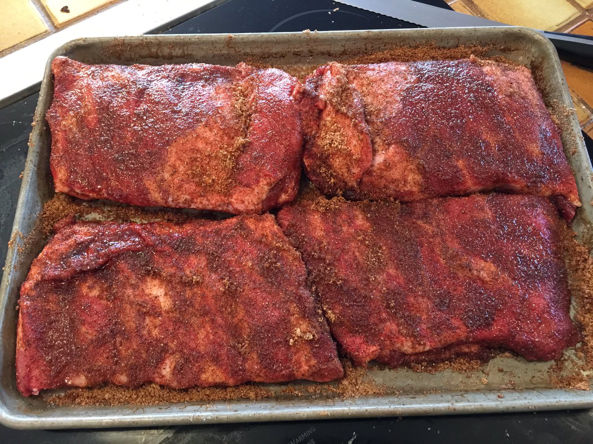 7Crabbe75's tweet photo. 3-0 vs the grill this weekend! #bbqpitboy #bbq https://t.co/1AqyzQsmyt