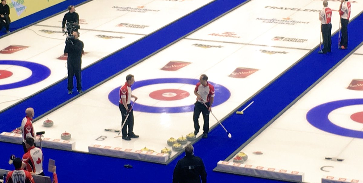 What a game... and we're only done 6 ends!!! <a href="/TeamKevinKoe/">TeamKevinKoe</a> picks up a huge 3 points to bring the score to 5-4 #Brier2017