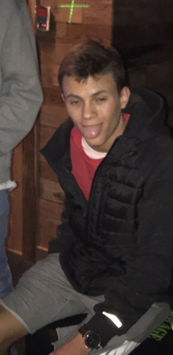 CASHEDMONEY's tweet photo. Come out tomorrow as we play @FEELTHEFUNDER at 8:30. PLAYOFFS. Hopefully they can hang @matt_hessler5 😬😬😬 https://t.co/DXEvJCLAig