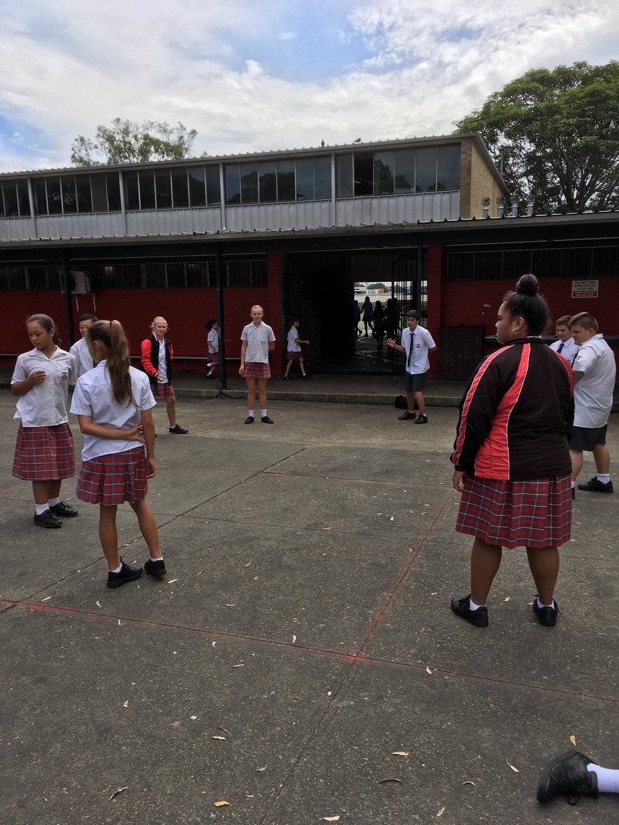 EndeavourSHS's tweet photo. Building relationships, leadership & understanding in today's peer support session. And having a lot of fun! #PeerSupportRocks https://t.co/TfrdMTmdK3