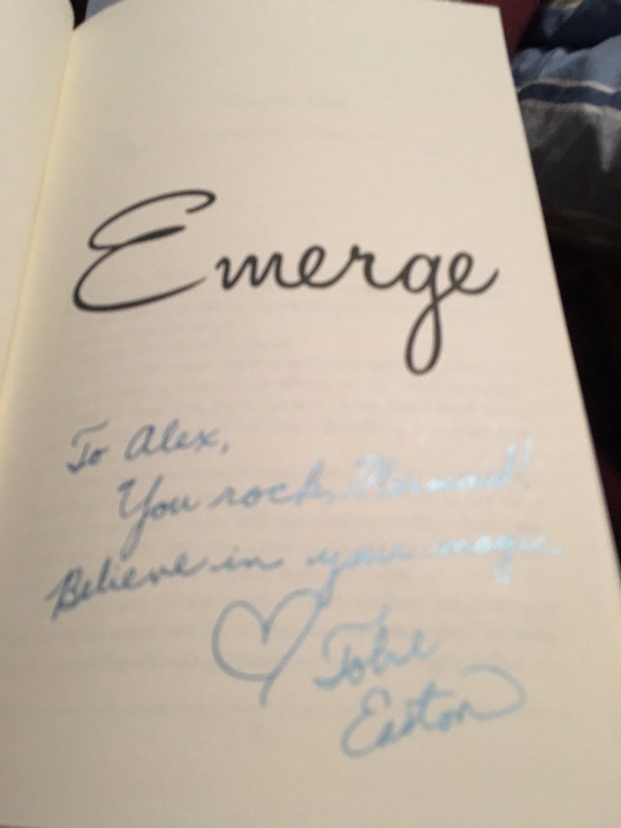 alexhall3536's tweet photo. Got a copy of emerge by @TobieEaston! I've really enjoyed it so far! #seya2017 https://t.co/mB8dnR5kOp
