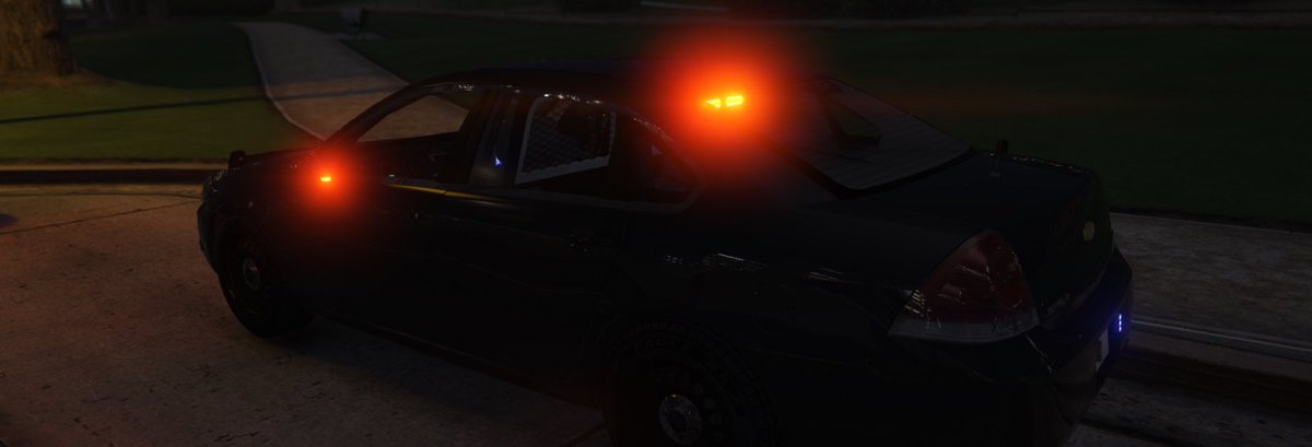 MGC_Tek's tweet photo. [IN GAME] One of the @MG_SAPP traffic vehicles. An unmarked impala! Not normally a fan of these but the lights look great! @MountiesGaming https://t.co/722UdPQeii