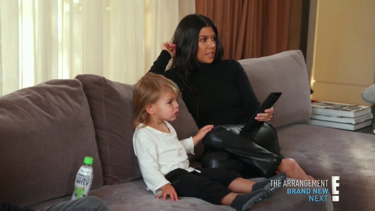KardashianNavy's tweet photo. Awww Kourtney and Reign ❤ #KUWTK https://t.co/AFSExiWy27
