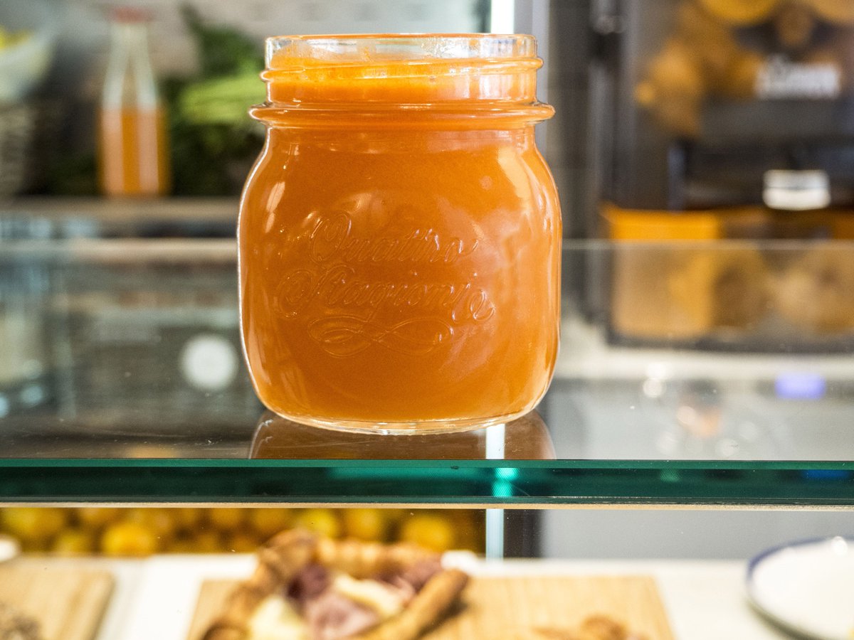 Sucs slow pressed al #limona pels que us fa mandrota pelar fruita #esmorzar #suc #slowpressed #ginger #chichalimona