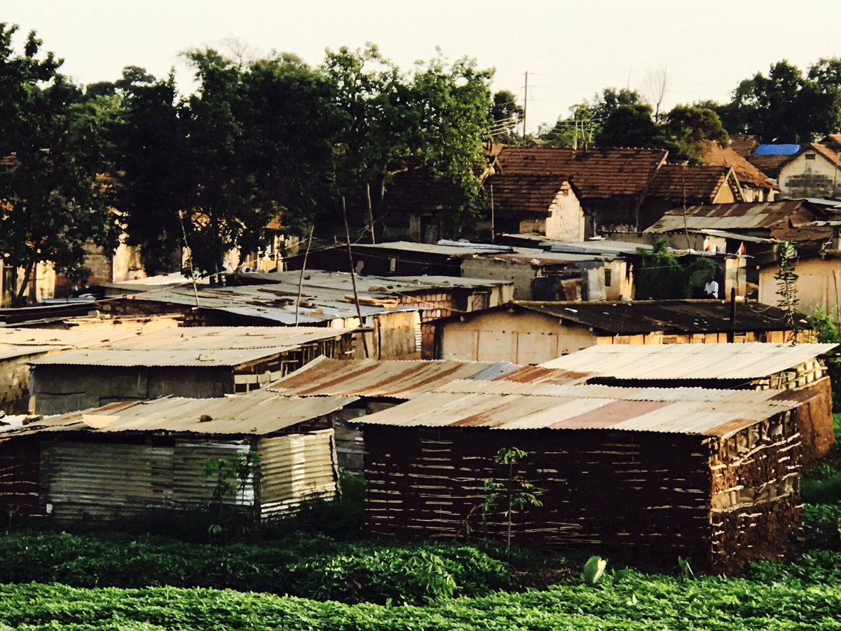nickopiyo's tweet photo. Police officers are human beings too &amp;deserve better housing. Conditions of their housing just next to their Kampala headquaters is inhumane https://t.co/XgOxydwqMG