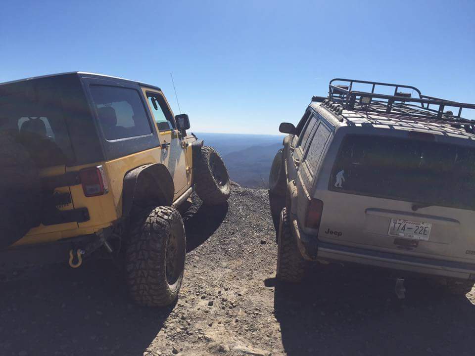 Shout out to member Zach out rocking the Willys #SundayFunday #TrailReady #Jeep #JeepLife #Flex