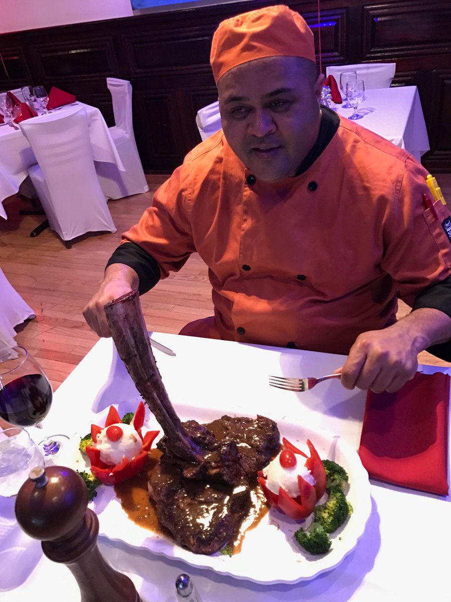 DiaynocheRest's tweet photo. The restaurant that boasts of the best spanish cuisine is made possible by the best chefs in Yonkers...and beyond. Great prices all the time https://t.co/lTQwNu6QWd