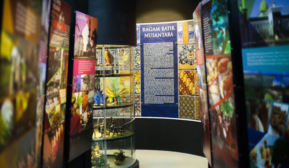 ImagePurwakarta's tweet photo. Museum? Membosankan ? Coba cek deh ke Diorama Nusantara Purwakarta https://t.co/cjbpvn697n