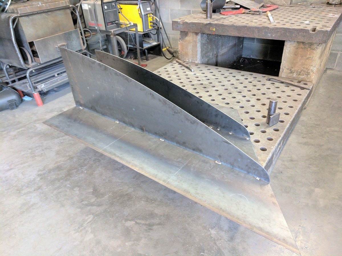 TeamTurret_'s tweet photo. Progress update: more steel has been cut for the bow section of the ship. Progress is good and we are still firmly on target! #TeamTurret https://t.co/U3vJrth9bC