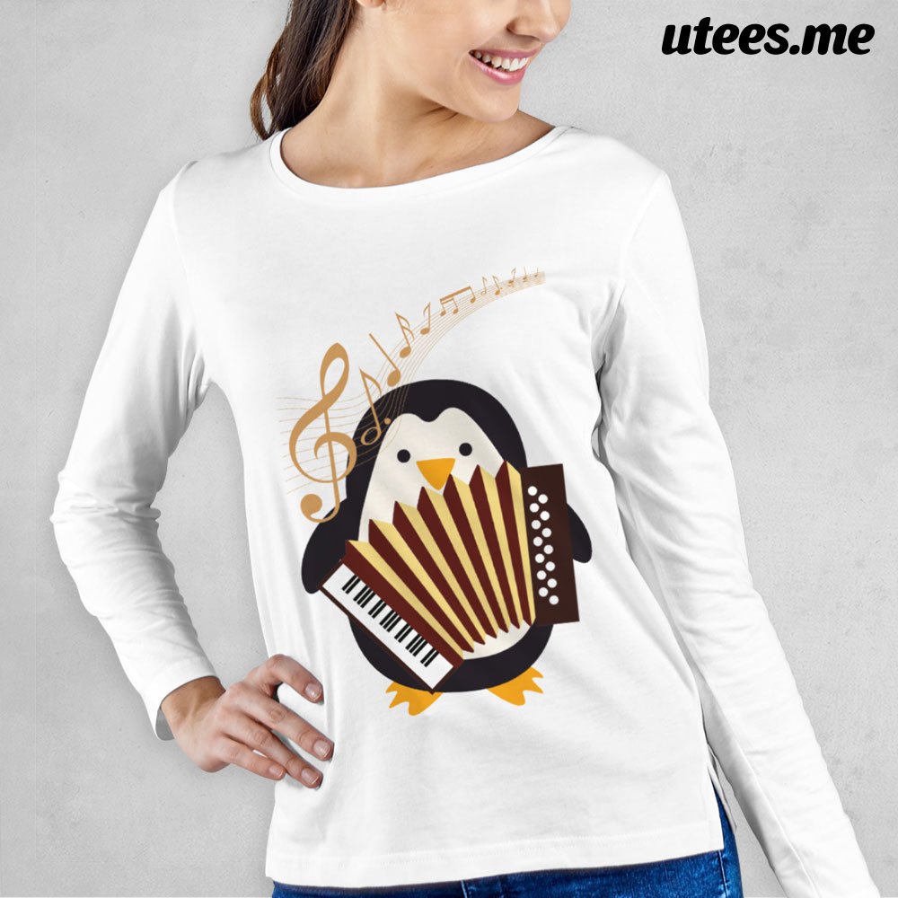 “Music expresses that which cannot be put into words and that which cannot remain silent.” - Victor Hugo

"PINGUIN" by SweeTees
#UteesmeSyle