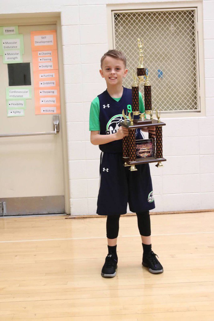 antmar79's tweet image. Delaware CHANCE Foundation March Madness Champs! #phillytriplethreat