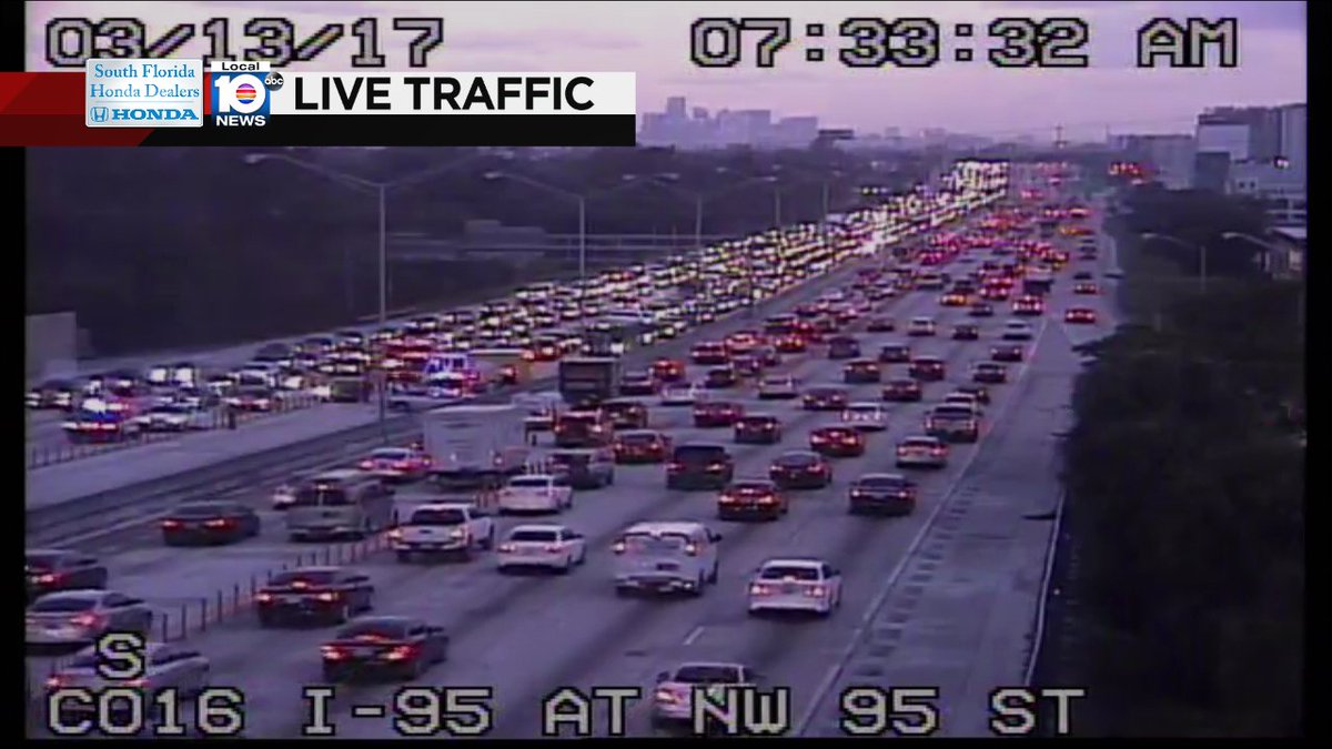 Crash on I-95 NB at NW 95th St #traffic https://t.co/6oRJyr4dJ4