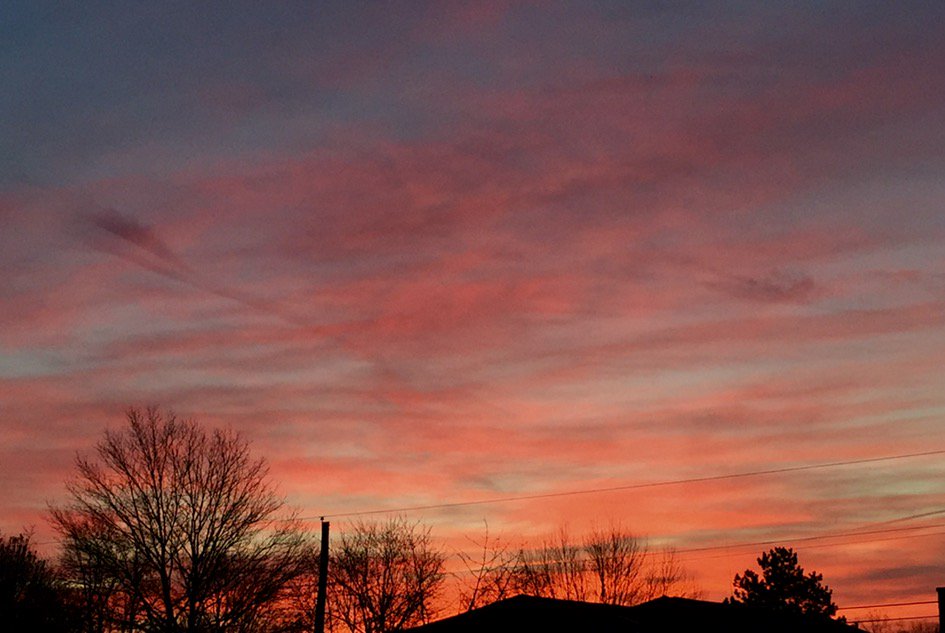 DrDGona's tweet photo. Sailors take warning @micahharriswx @kentuckyweather @stormhour @earthandclouds #monday #onelesshourofsleep 💤 https://t.co/H7bBok5HtU
