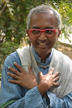 abpanandatv's tweet photo. #GayProfessor #BengaluruCollege #Sacked ‘ছ���ত্রদের অস্বস্তি হচ্ছে’, বরখাস্ত বেঙ্গালুরুর কলেজের সমকামী অধ্যাপক https://t.co/DNPiaXwlYc https://t.co/cTYdBnCWSi