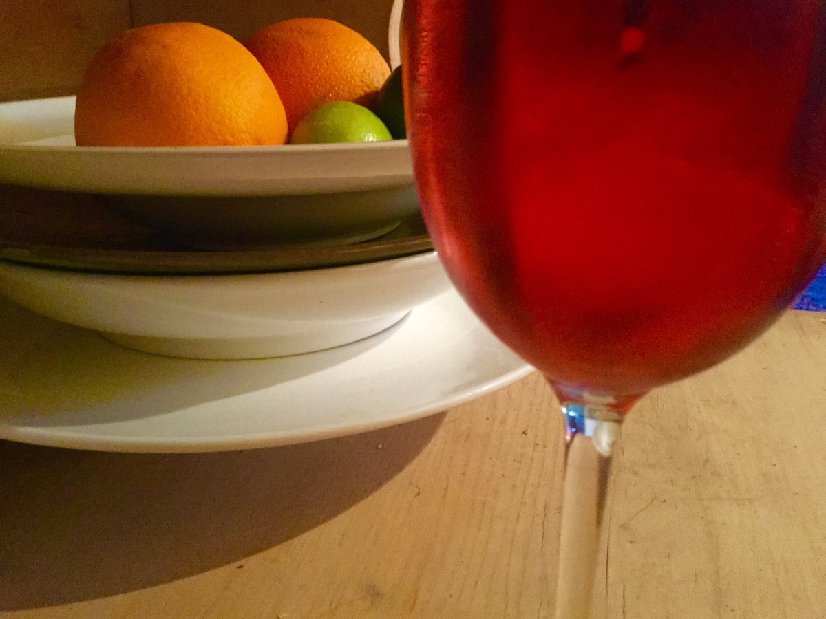 What's happening that #wine #magic #winelovers <a href="/winewankers/">The Wine Wankers 🍾🤛🎉🥂</a> <a href="/DemiCassiani/">Demi Cassiani</a> @Barococo_DD