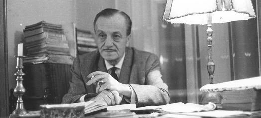 İnsan sevme hissini israf etmemeli. Kim ne kadar sevilmeye layıksa, onu o kadar sevmeli.

Necip Fazıl Kısakürek