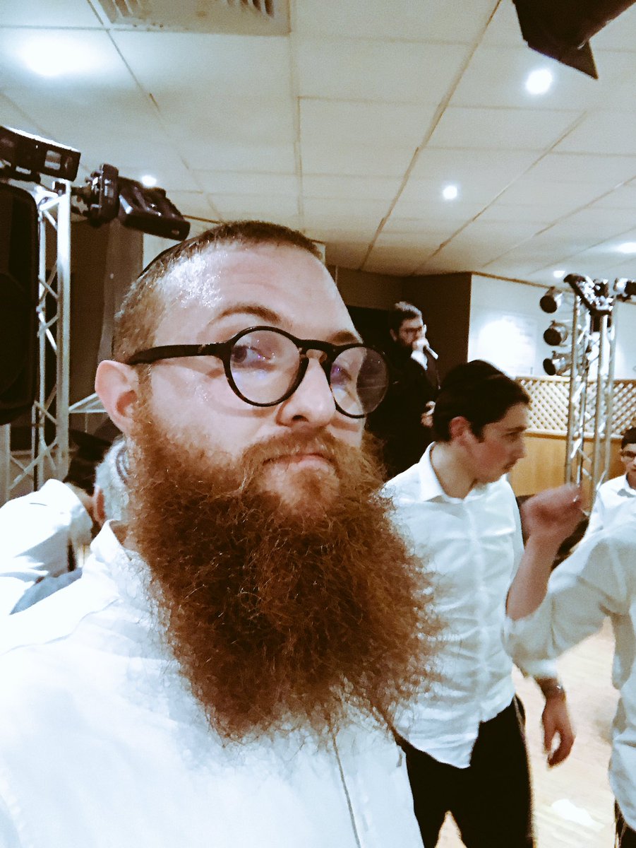 That_Musician's tweet photo. Cette fois quand @Menachem_Levy avait chanté à Toulouse. Quel voix en personne. Je vous remercie pour avoir être chez nous. #Pourim2017 https://t.co/wwvwOTy7Hz