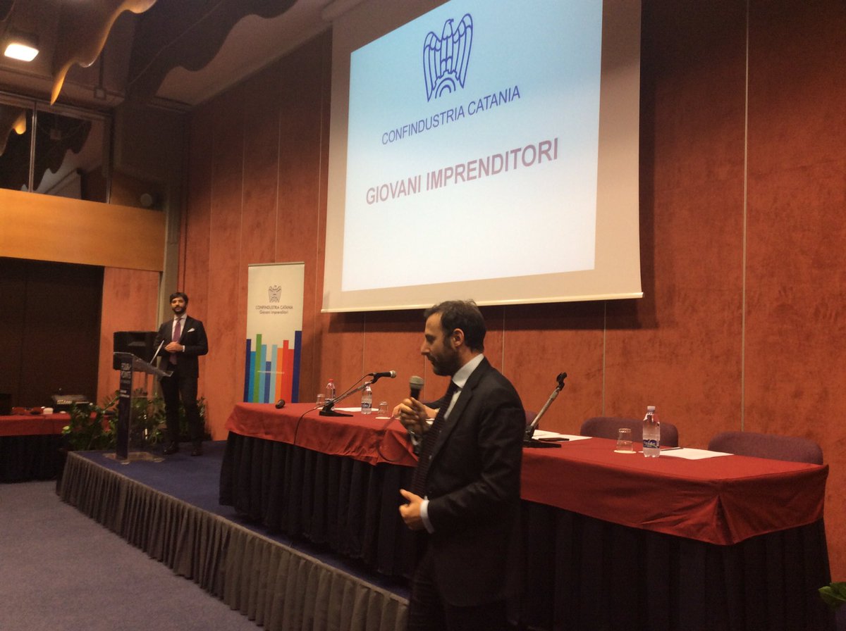 ConfindustriaCT's tweet photo. @gicatania "L'Impresa dei tuoi sogni" , saluti @OntarioSilvio Presidente Giovani Imprenditori Sicindustria https://t.co/74gVlxgDiX