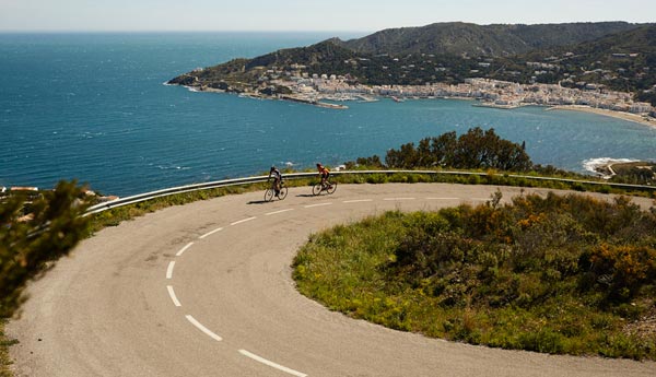 Costa Brava Pirineu tweet media