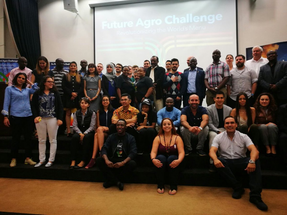 GENParaguay's tweet photo. En Johannesburgo, hoy lunes 13 de marzo, Paraguay compite en la semifinal del Future Agro Challenge Mundial #FACpy https://t.co/37Zb8k0UnS
