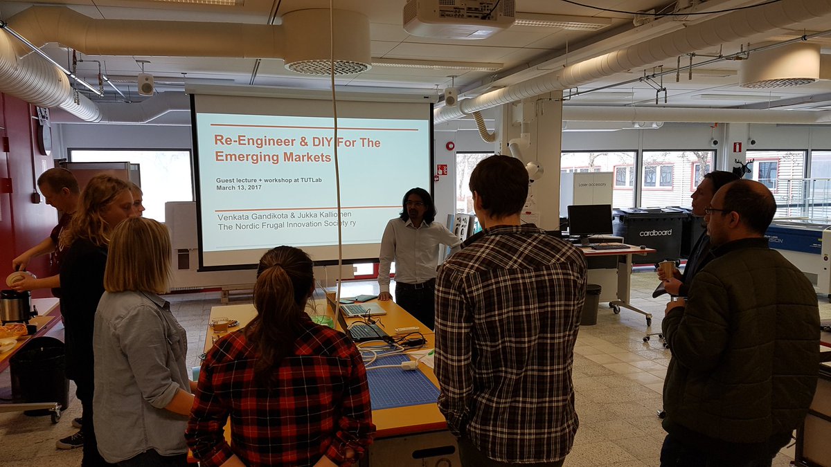 KoppaLeena's tweet image. Going on just now at #TUTLab &quot;Re-Engineer &amp;amp; DIY for the Emerging Markets&quot; –workshop. By @y_kampus,  @TNFIS and #TUTLab #DIY #EmergingMarkets