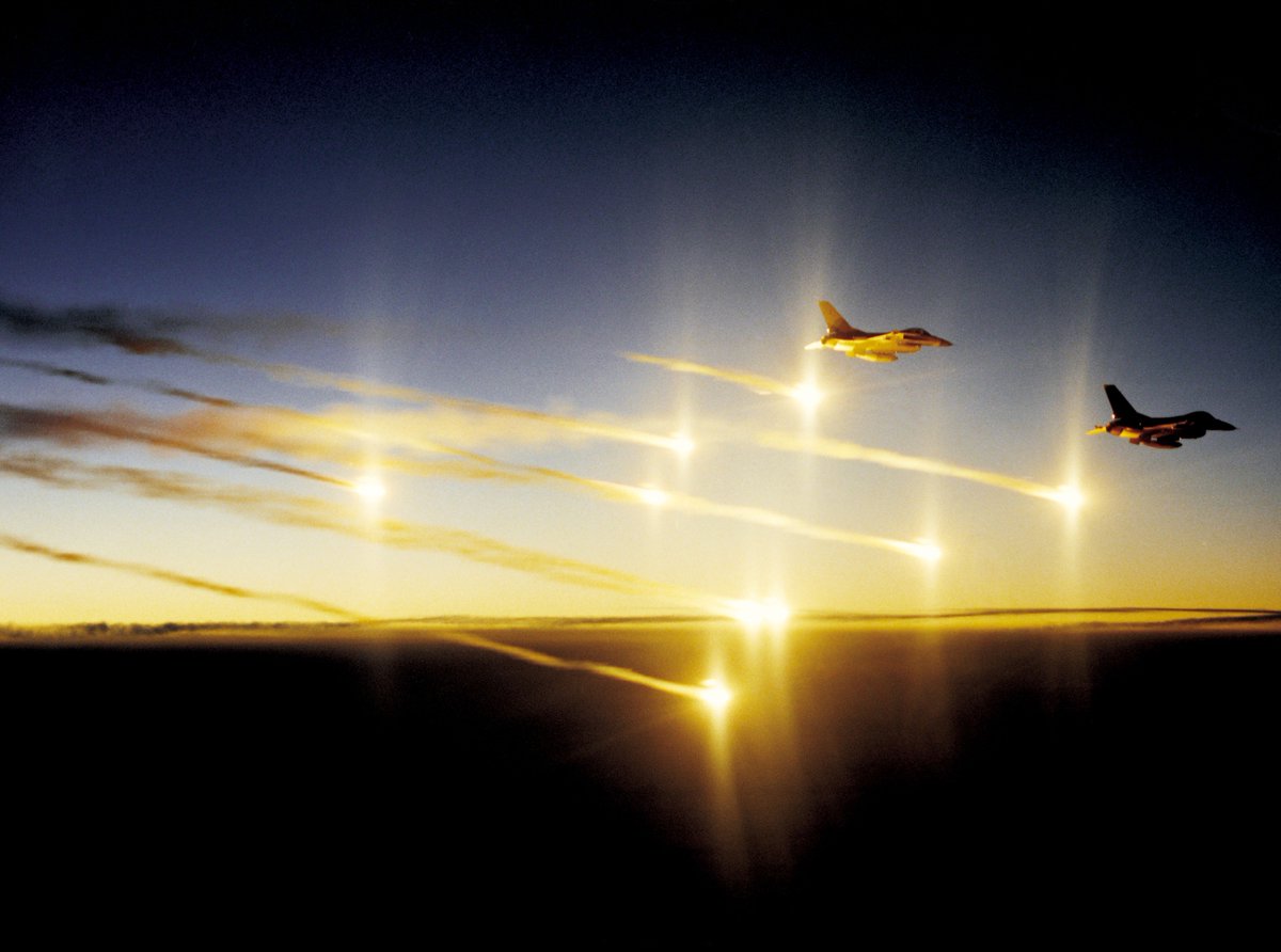 Terma_Global's tweet photo. Meet Terma at the #DixieCrow Symposium in Warner
Robins to learn more about our state-of-the-art airborne solutions. https://t.co/vGe4kJm4yH https://t.co/IDnnRSmncF