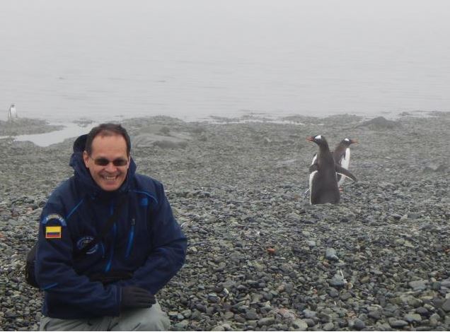 [NOTICIA] El científico Andrés Franco relata las travesías para estudiar el plancton en la Antártida. Vía <a href="/ELTIEMPO/">EL TIEMPO</a>