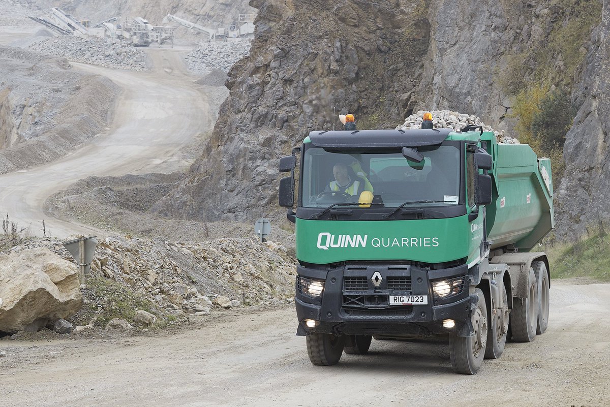 WillReeves71's tweet photo. Quinn Building Product increase payload and productivity with @RenaultTrucksUK 5-axle #RangeC's  and 50-Tonne #RANGEK Xtreams https://t.co/OUM53vQeiY