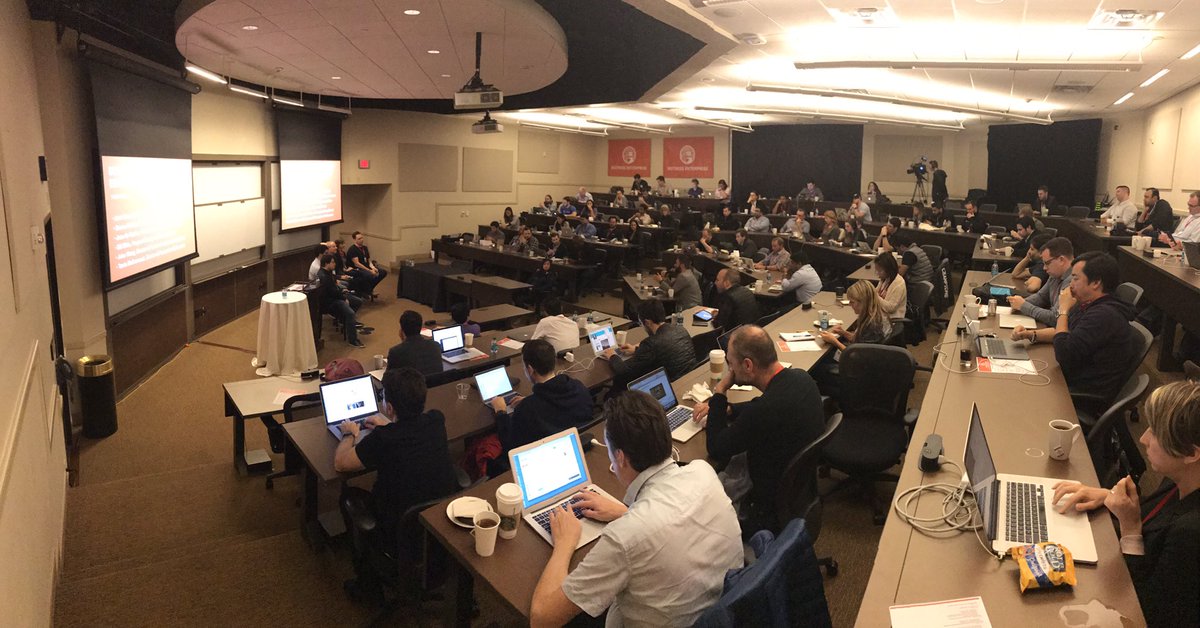 Fantastic gathering of bot creator minds at the Botness Enterprise panels at #sxsw. Thanks to <a href="/HowdyAI/">Howdy</a> and <a href="/message_io/">Message.io</a> for organizing! 🙌🔑