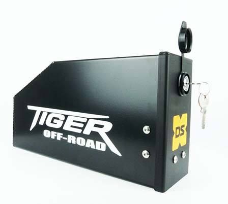 DSBike's tweet photo. 🆒 Ya tienes donde llevar tus herramientas? 🛠️ #RAIDTOOLBOX #DSBIKEPROTECTION 🔝#TRIUMPHMOTORCYCLE #TIGER800 
➡️ https://t.co/EAP6RNTLqV https://t.co/ha21cQXd4p