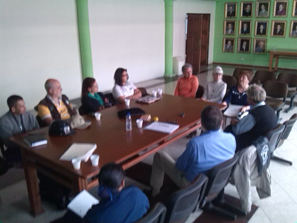 MeridaPreviene's tweet image. meridariesgos.blogspot.com #Merida recibió visita de consultor independiente enviado por la UE para conocer proyecto del @CesapPreviene