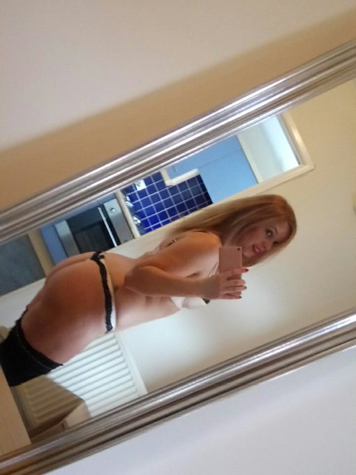 Another outfit for my next set for all over 30. @LeighWTS 😉 #milf #housewife https://t.co/9fkooGiyvd<a href="/tag/housewife"class="tags"><span>#housewife</span></a><a href="/tag/milf"class="tags"><span>#milf</span></a>